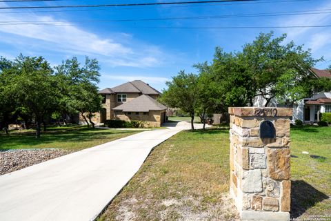 Photo of 25719 Green River Drive, San Antonio, TX 78260 (MLS # 1948986)