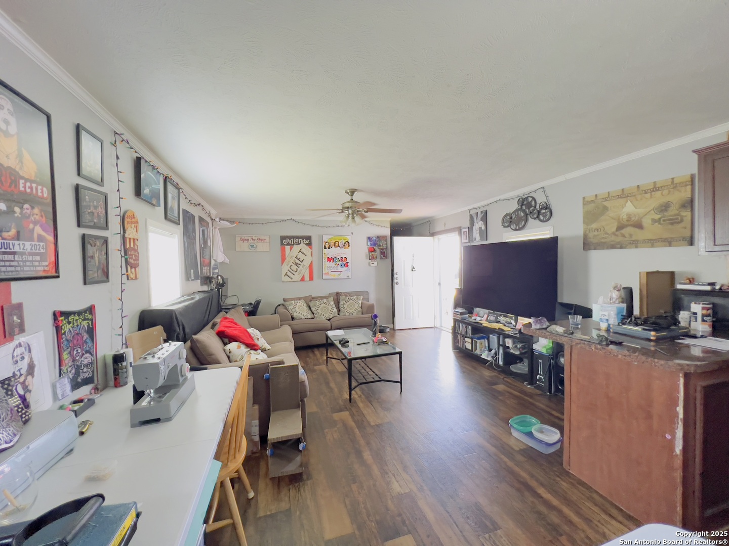 2156 Rose Sharon