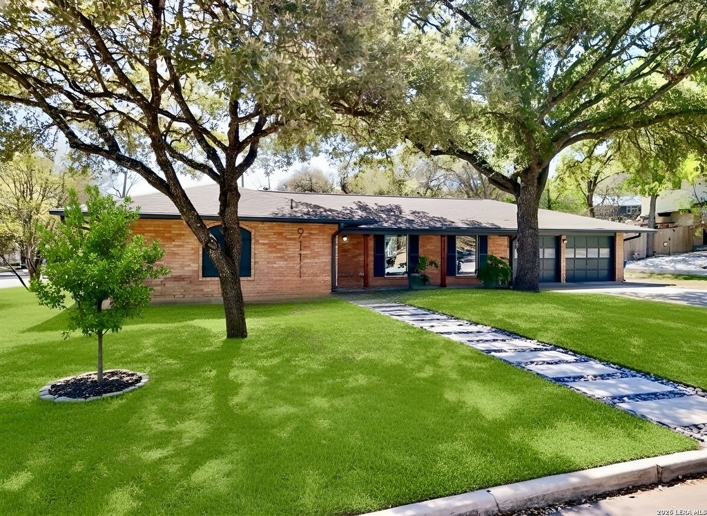 Photo of 9117 Oak Downs, San Antonio, TX 78230 (MLS # 1951485)