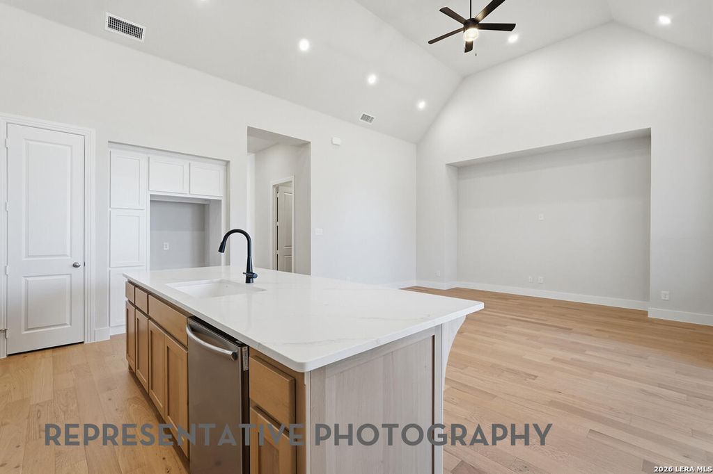 Photo of 133 Rainwater Creek, Boerne, TX 78006 (MLS # 1948423)