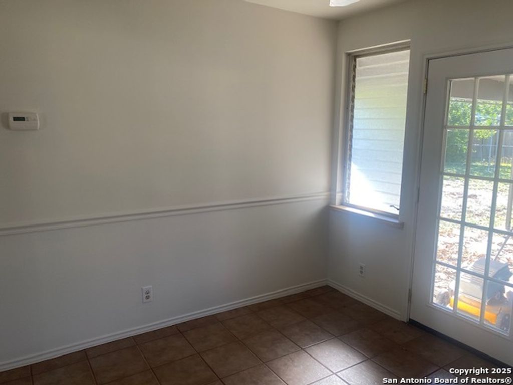 Photo of 5406 Sir Robert, Kirby, TX 78219 (MLS # 1924526)