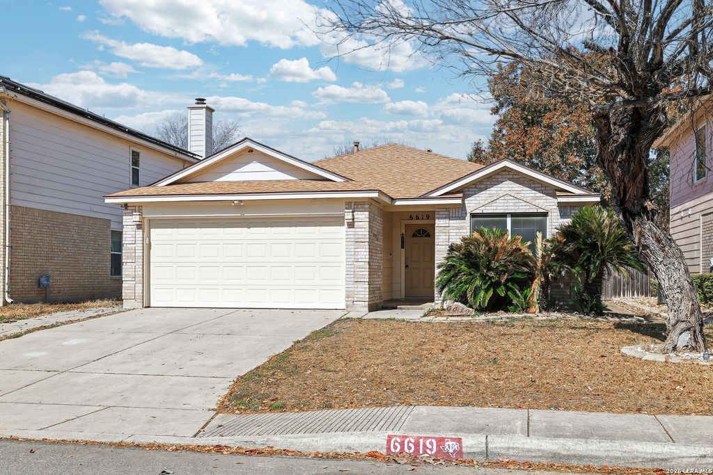 Photo of 6619 Chasethorn, San Antonio, TX 78249 (MLS # 1941079)