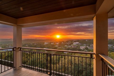 Photo of 25814 ECHO MTN, San Antonio, TX 78260 (MLS # 1996580)
