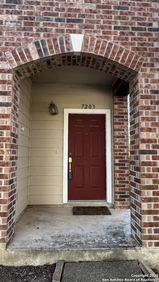 Search 7203 Snowden Crest