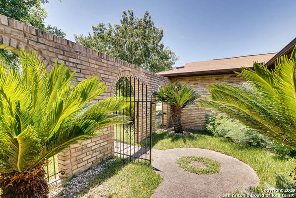 Photo of 10506 LUZON DR, San Antonio, TX 78217 (MLS # 1915511)
