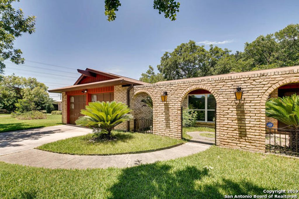 Photo of 10506 LUZON DR, San Antonio, TX 78217 (MLS # 1915511)