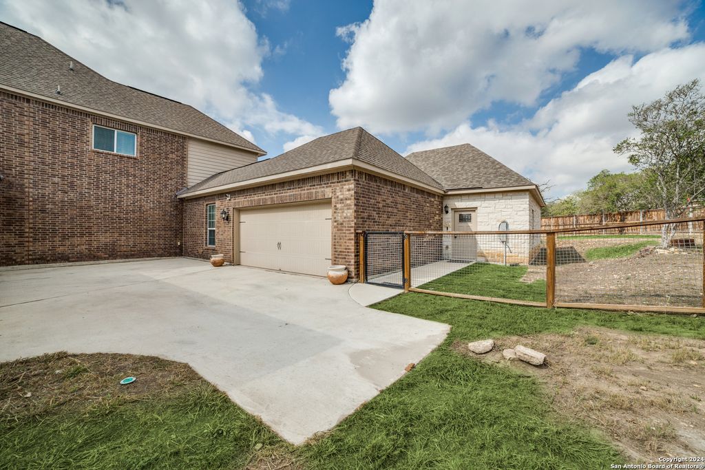 Photo of 192 Sunrise Hill, Castroville, TX 78009 (MLS # 1967642)