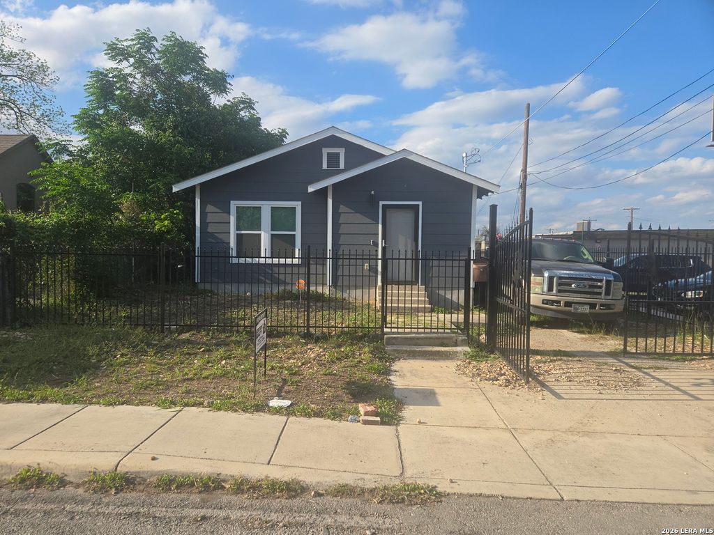 Photo of 721 Potomac, San Antonio, TX 78202 (MLS # 1956815)