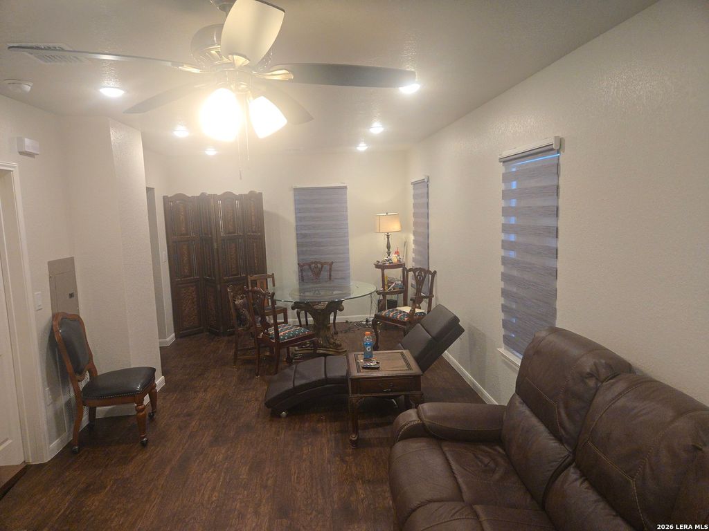 Photo of 721 Potomac, San Antonio, TX 78202 (MLS # 1956815)
