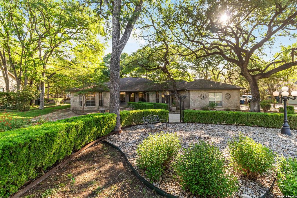 Photo of 21004 Hickory Bend, Garden Ridge, TX 78266 (MLS # 1956937)