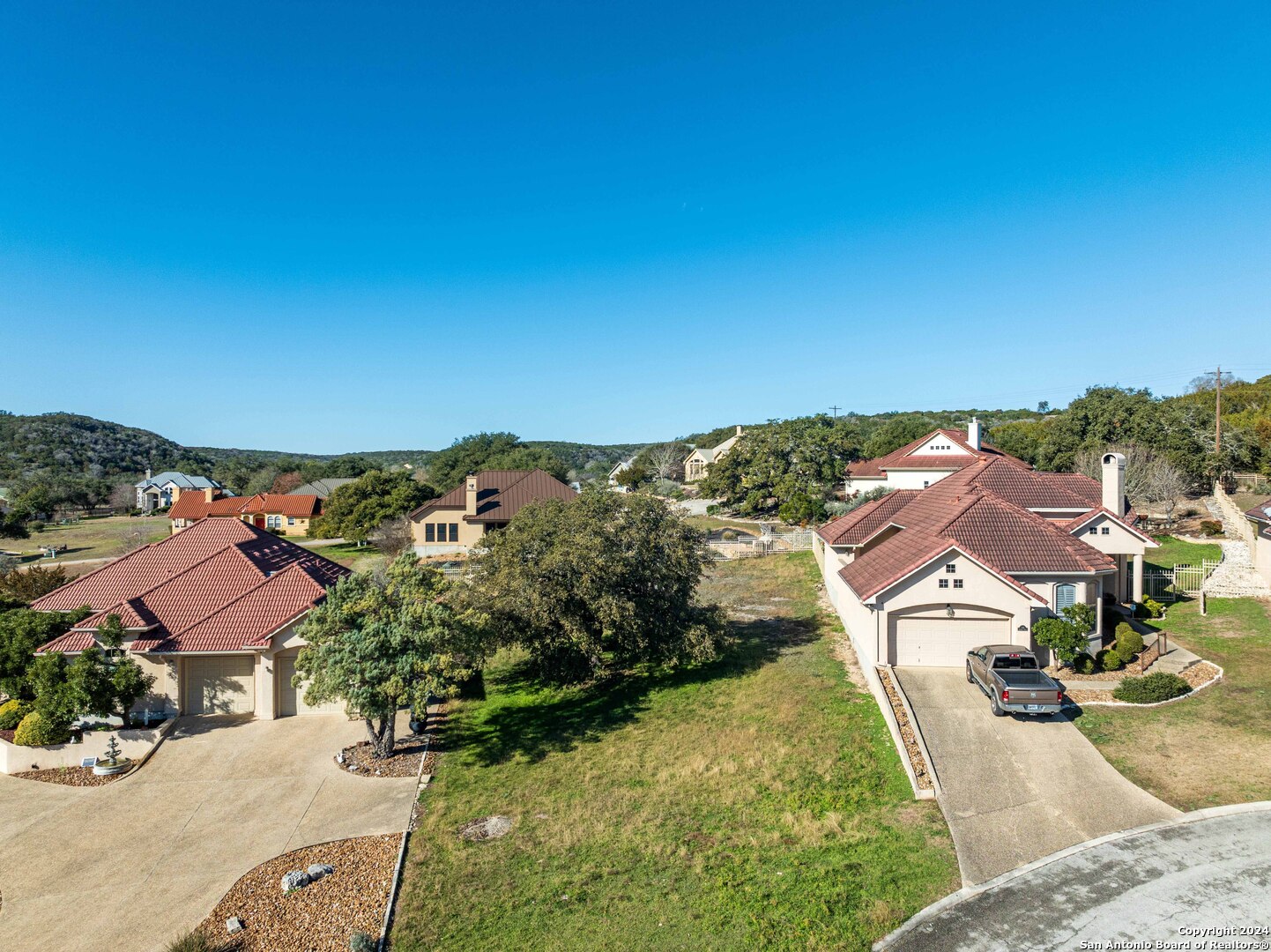 Photo 1 of 10 — 101 ARBOLEDA CIRCLE, Boerne, TX 78006