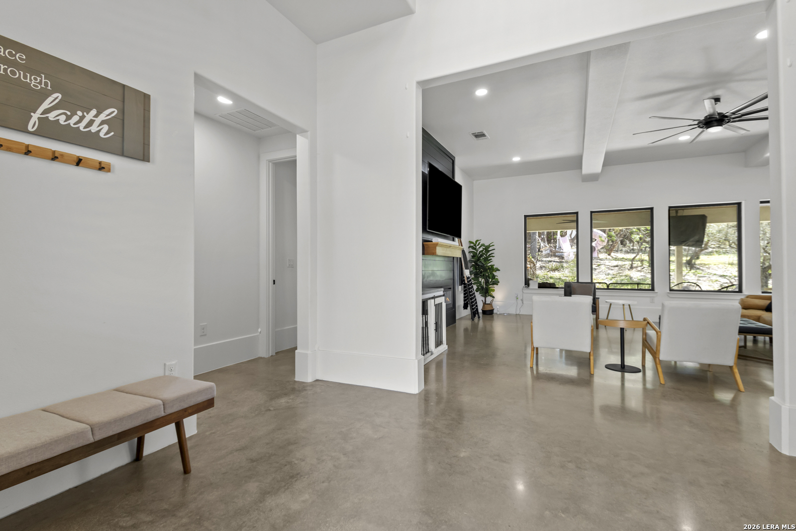 211 Spacious Sky