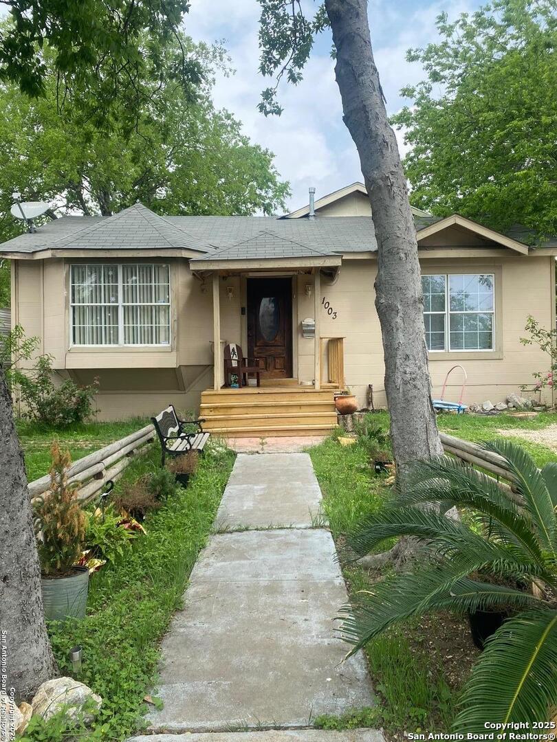1003 W Wildwood Dr