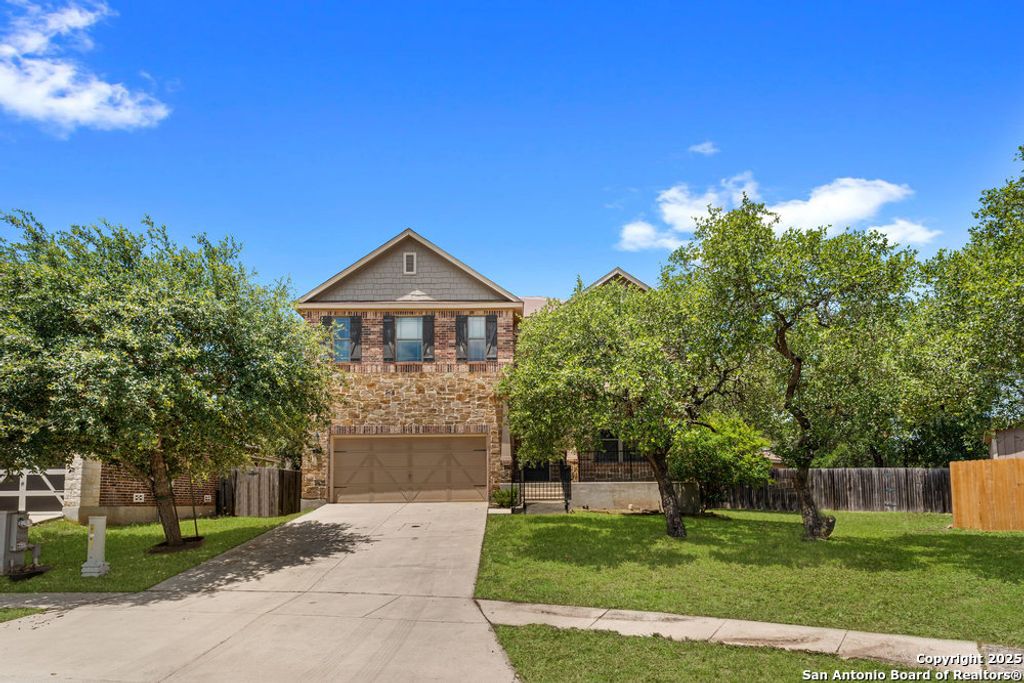 Photo of 120 Red Bud, Boerne, TX 78006 (MLS # 1875061)
