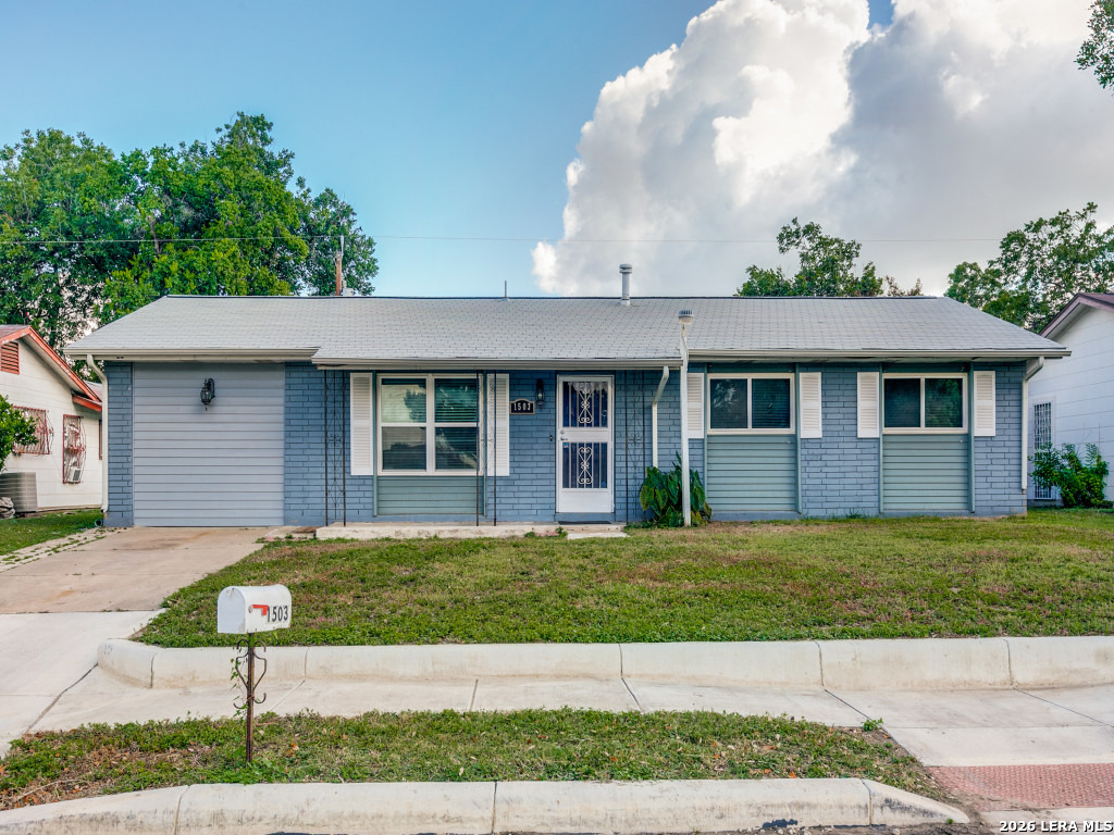 Photo 1 of 29 — 1503 W Ackard, San Antonio, TX 78224