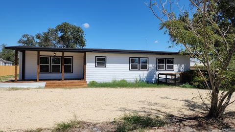 A home in Natalia