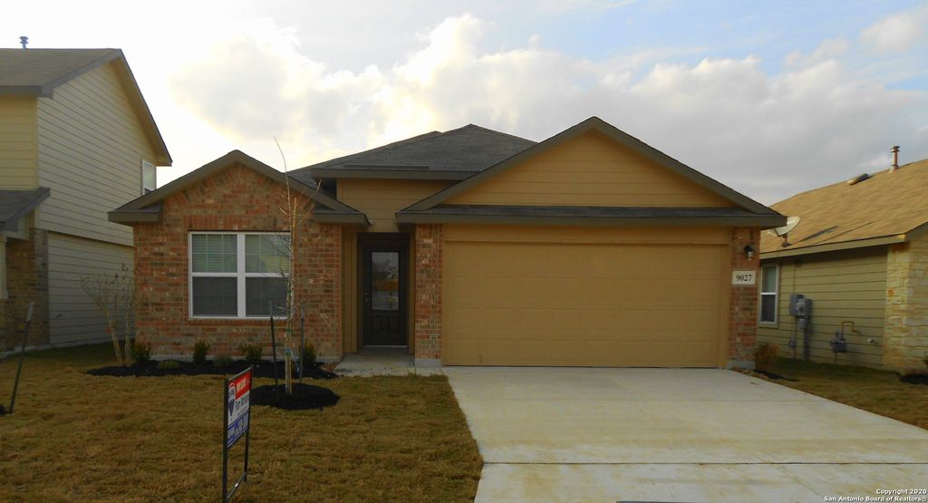 Photo of 9027 MUSTANG PASS, San Antonio, TX 78254 (MLS # 1890073)