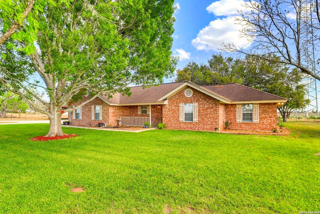 Photo of 8416 Fm 541, Stockdale, TX 78160 (MLS # 1953750)