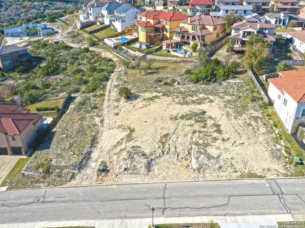 Photo of 8447 Sierra Hermosa, San Antonio, TX 78255 (MLS # 1852713)