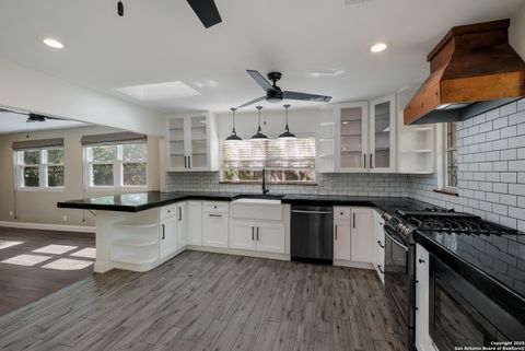 8715 Bridington San Antonio TX 78239