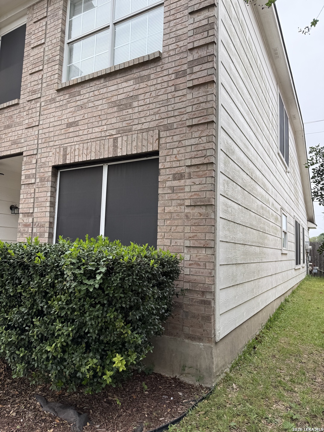 10235 Southcreek