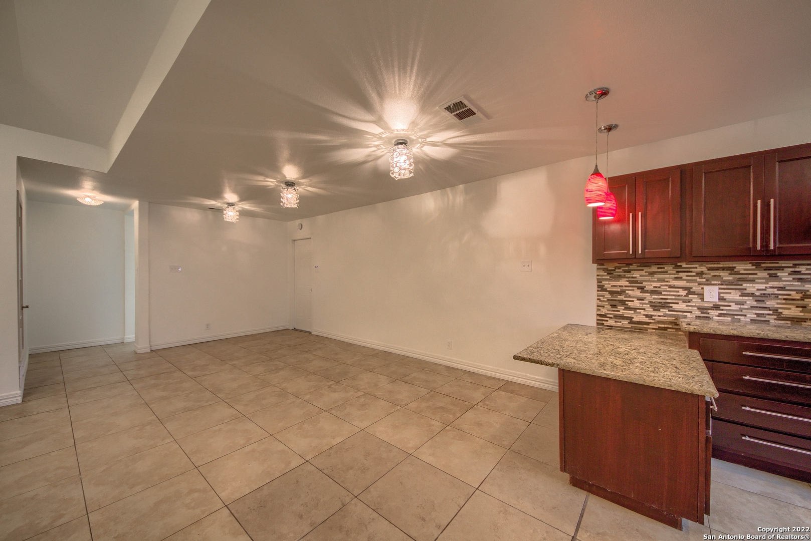 11015 WEDGEWOOD DR