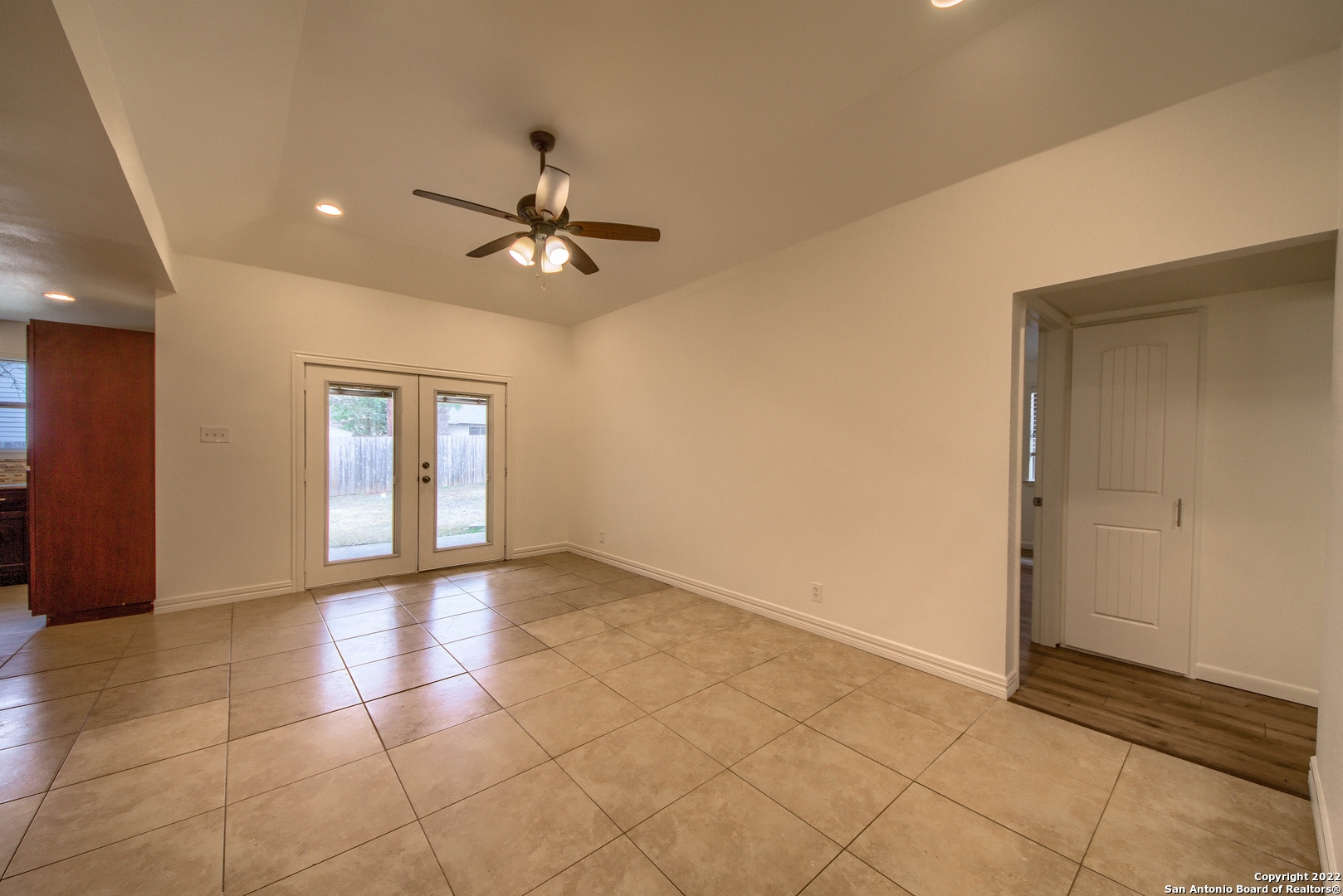 11015 WEDGEWOOD DR