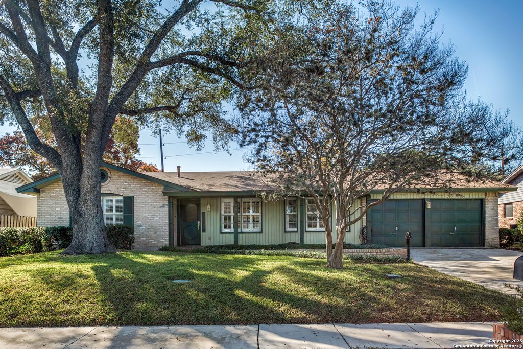 Photo of 10019 Astronaut Dr, San Antonio, TX 78217 (MLS # 1934766)