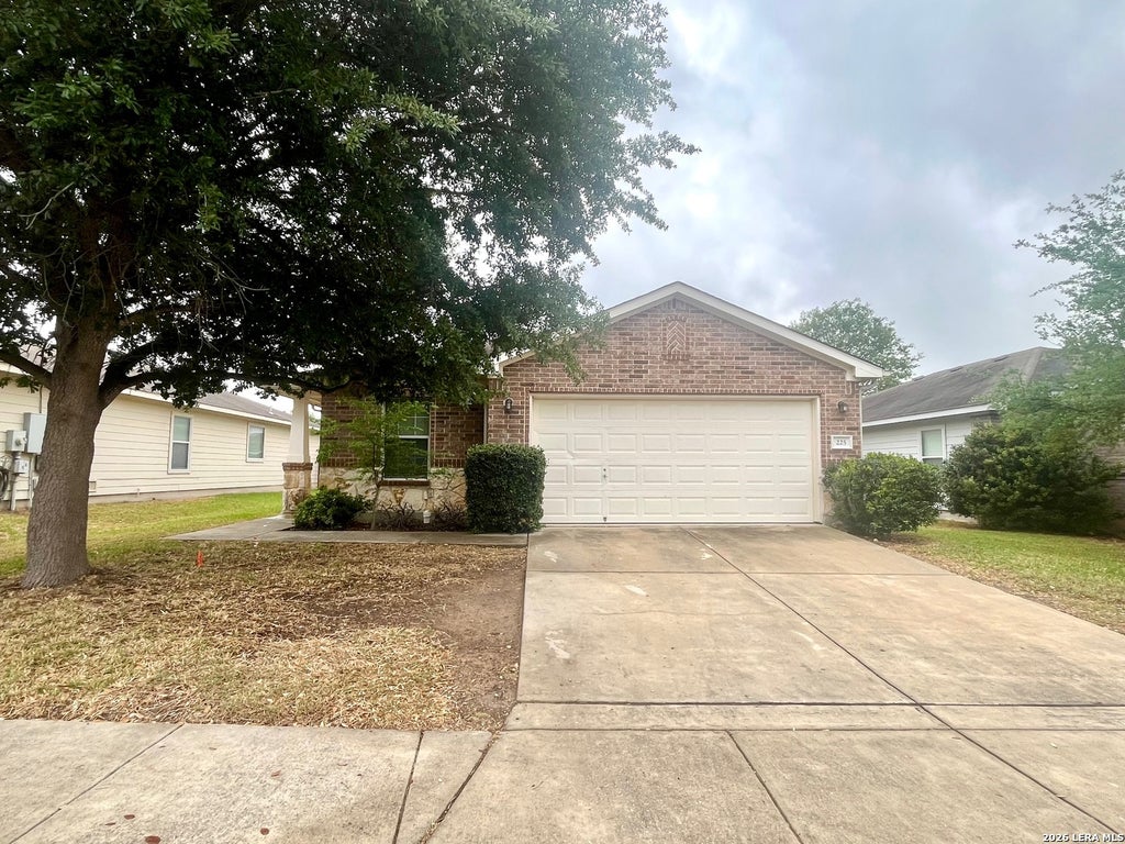 Photo of 225 Brahma Way, Cibolo, TX 78108 (MLS # 2019225)