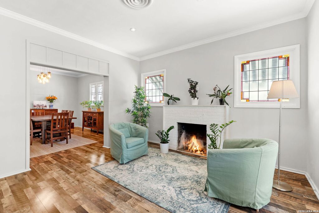 Photo of 230 Argyle, Alamo Heights, TX 78209 (MLS # 1950252)