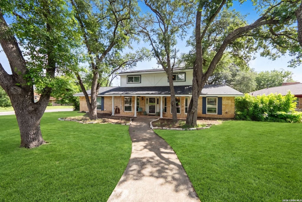 Photo of 631 Briar Oak St, San Antonio, TX 78216 (MLS # 1992664)