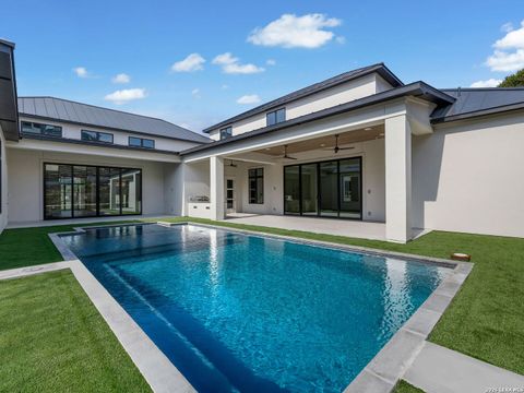 Photo of 71 Via Aragon, San Antonio, TX 78257 (MLS # 1930463)