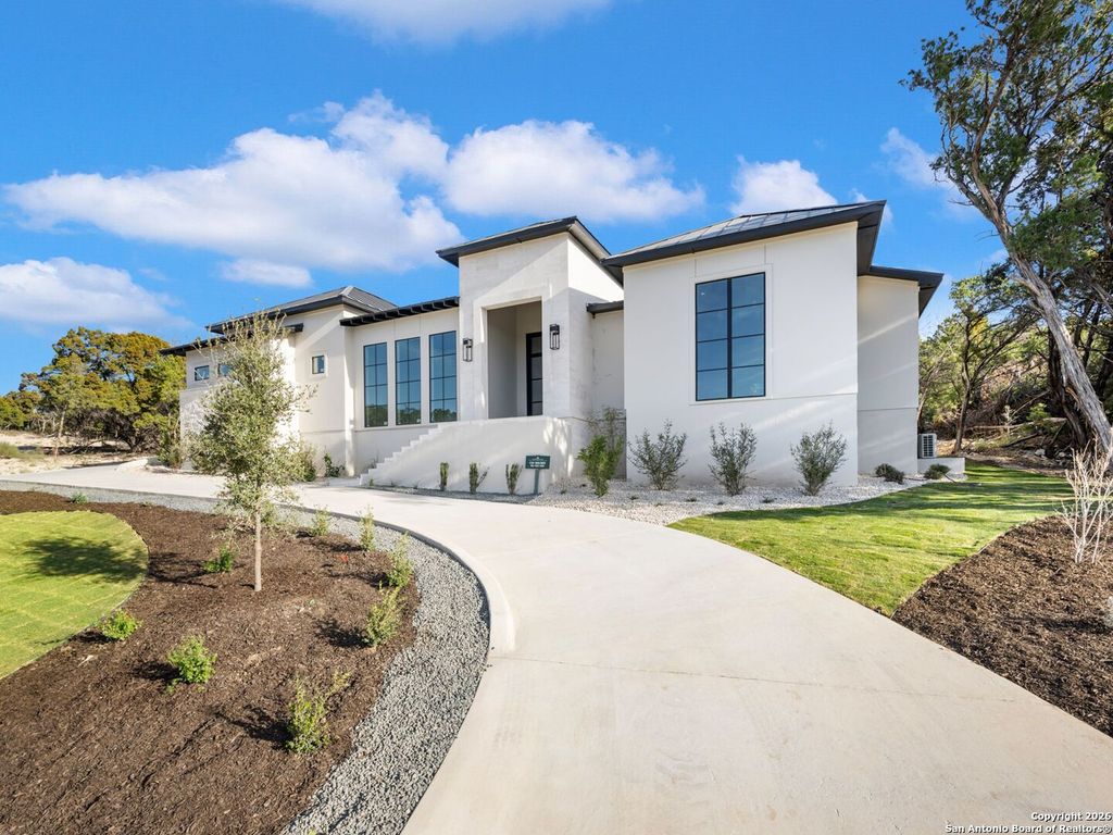 Photo of 71 Via Aragon, San Antonio, TX 78257 (MLS # 1930463)