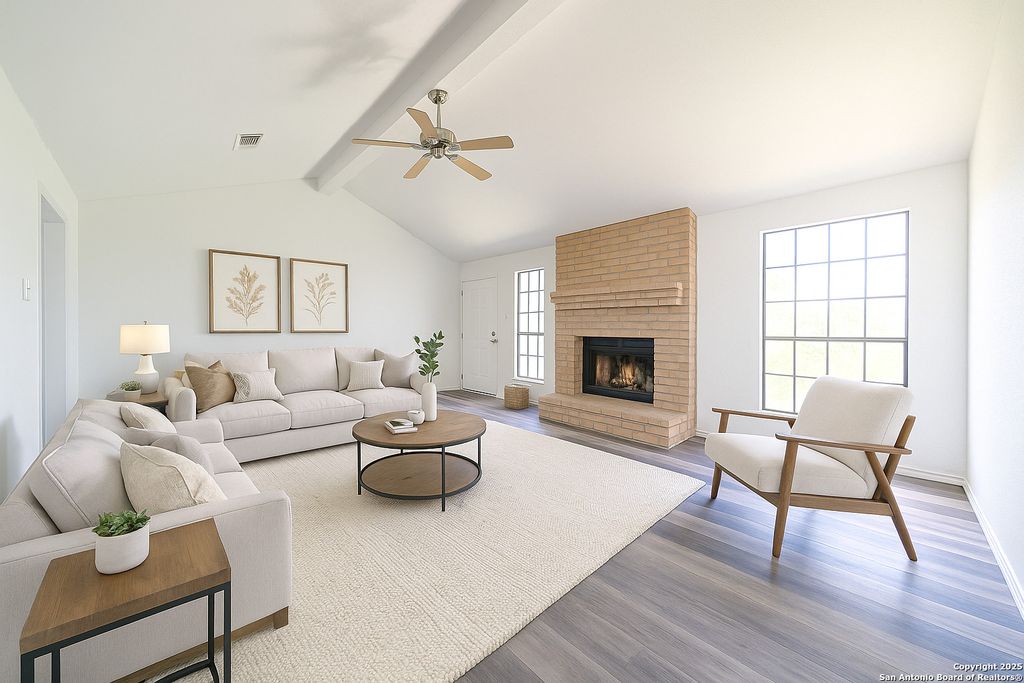 Photo of 475 Fm 2200, Devine, TX 78016 (MLS # 1867729)