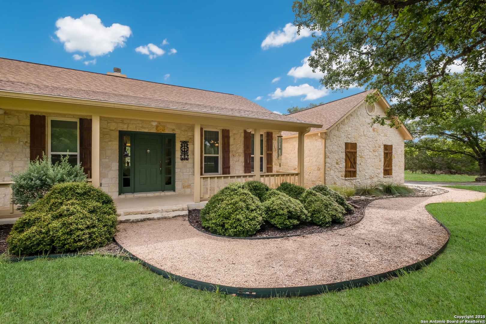 409 River Mountain