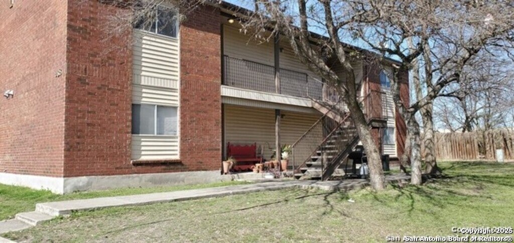 Photo of 538 DUKEWAY DR C #C, Universal City, TX 78148 (MLS # 1971534)