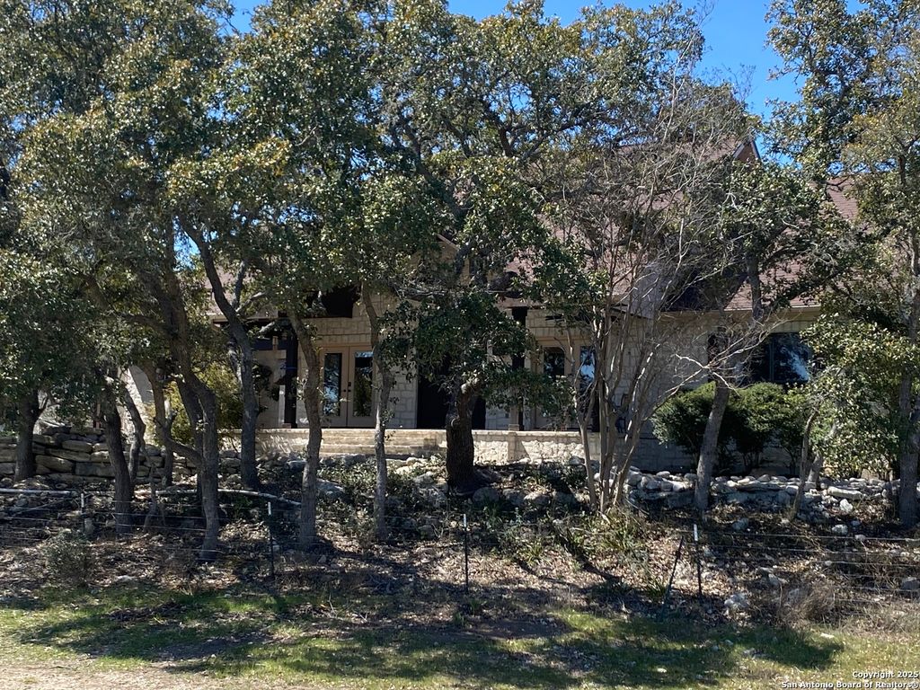 listing image 70