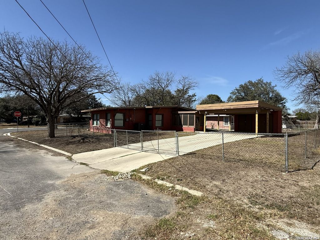 Photo of 606 Elkhorn, San Antonio, TX 78218 (MLS # 1944469)