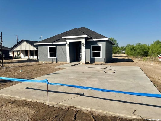 261 DUB DR, EAGLE PASS, TX 78852 - Image a944c4d1effe70e258fe5d4dd4b787c2/2006490950