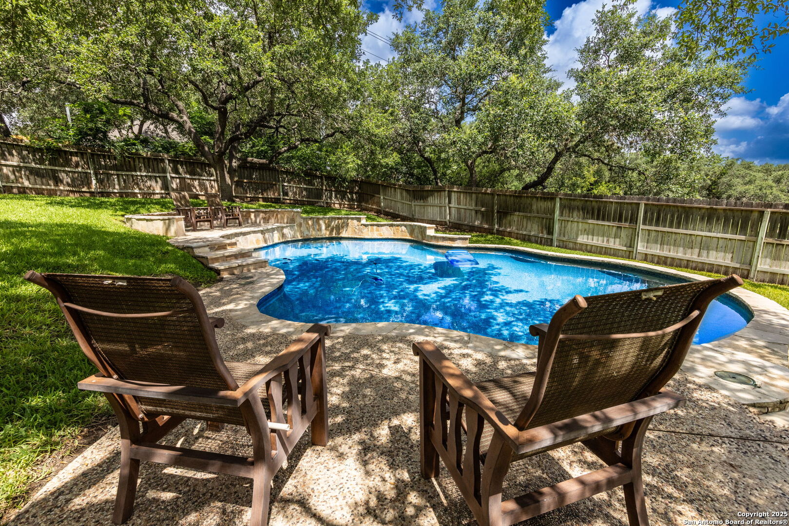 4807 West Lake Oaks