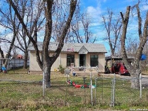 6743 GOODLAND LOOP San Angelo TX 76901