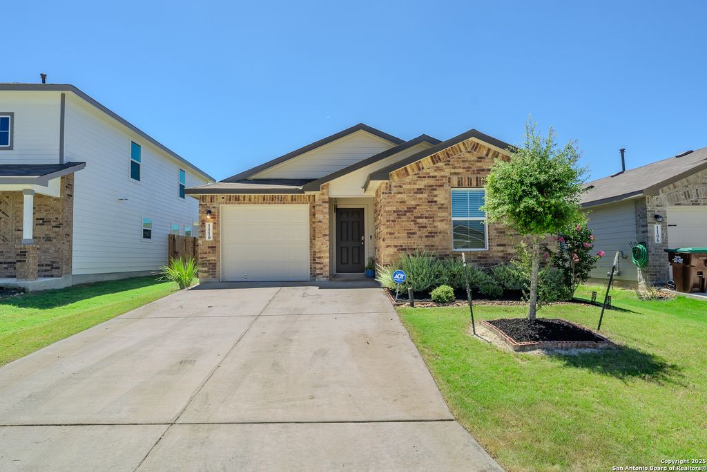 Photo of 1110 Andean Emerald, San Antonio, TX 78253 (MLS # 1894868)