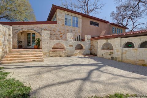 1684 Rocky River Canyon Lake TX 78133