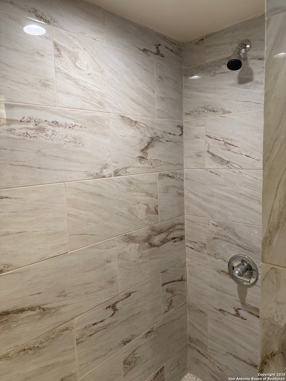 Canyon Lake, Texas 78133, United States, 5 Bedrooms Bedrooms, ,4 BathroomsBathrooms,Residential,Active,87116