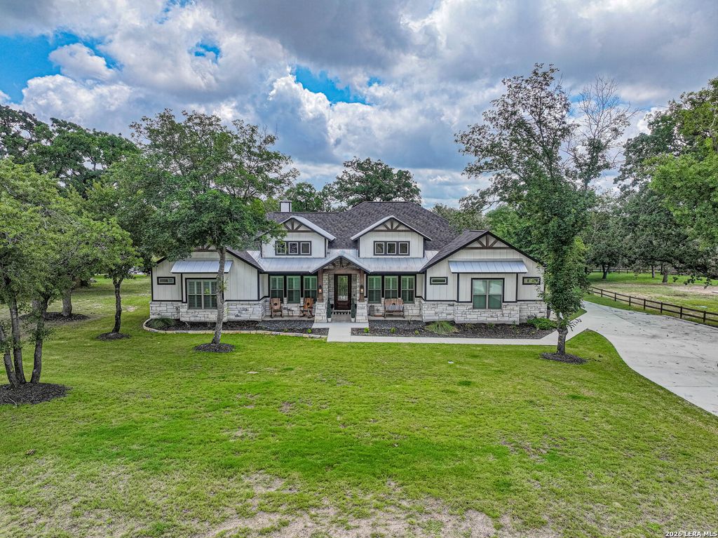 Photo of 153 Crescent Ridge, Adkins, TX 78101 (MLS # 1969904)