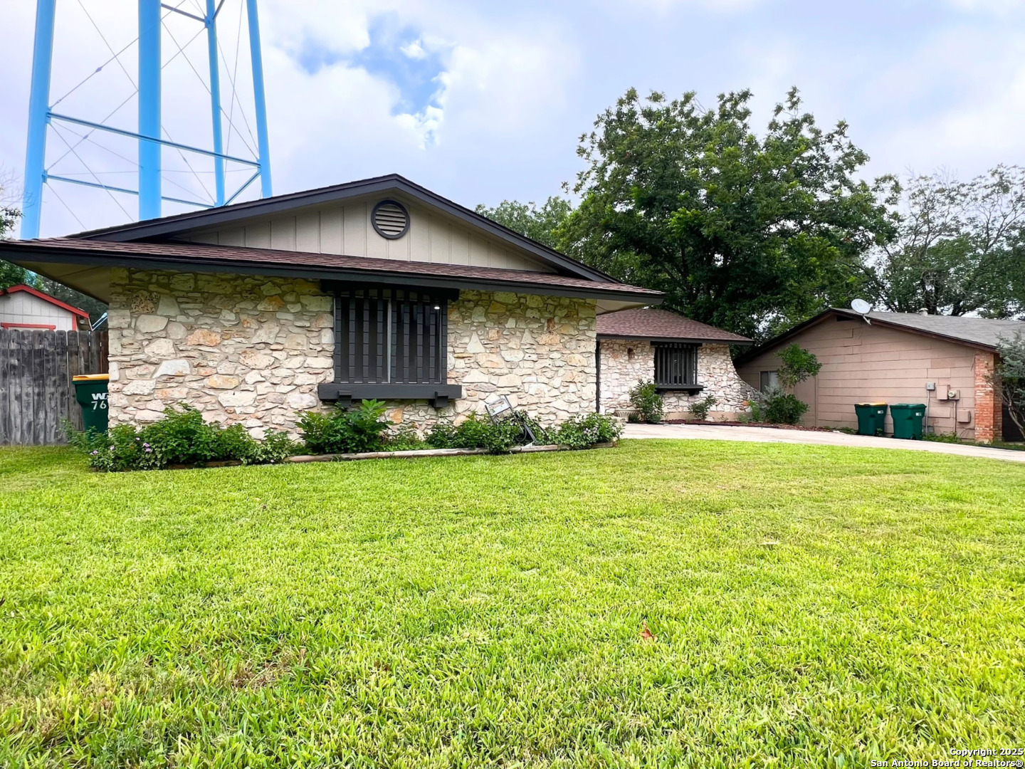 7607 Old Spanish Trail