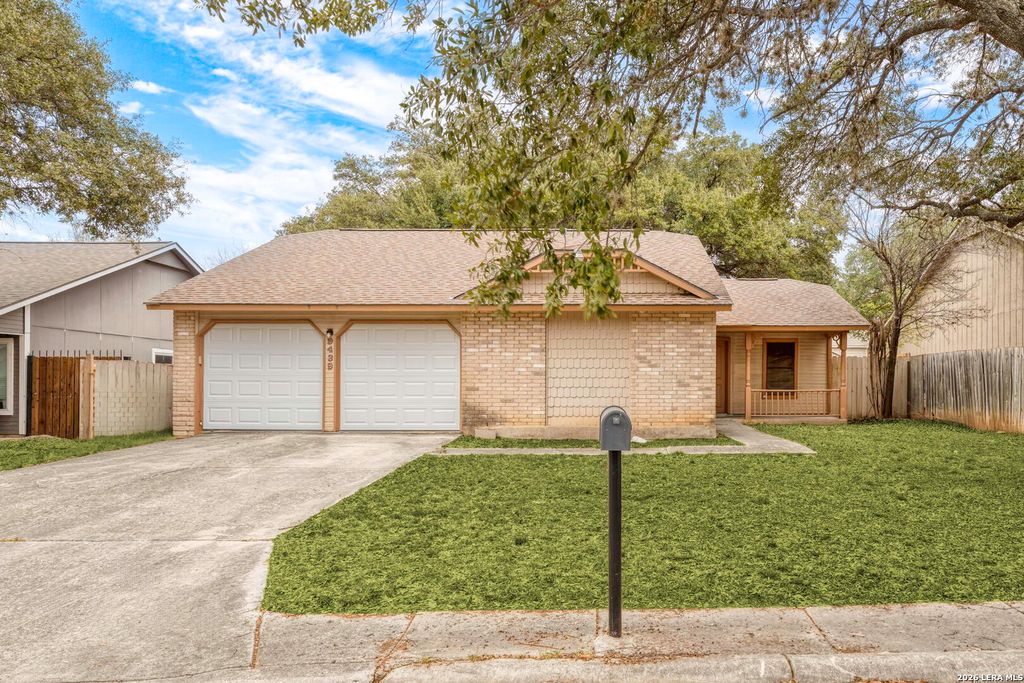 Photo of 9439 Charter Pt, San Antonio, TX 78250 (MLS # 1943403)