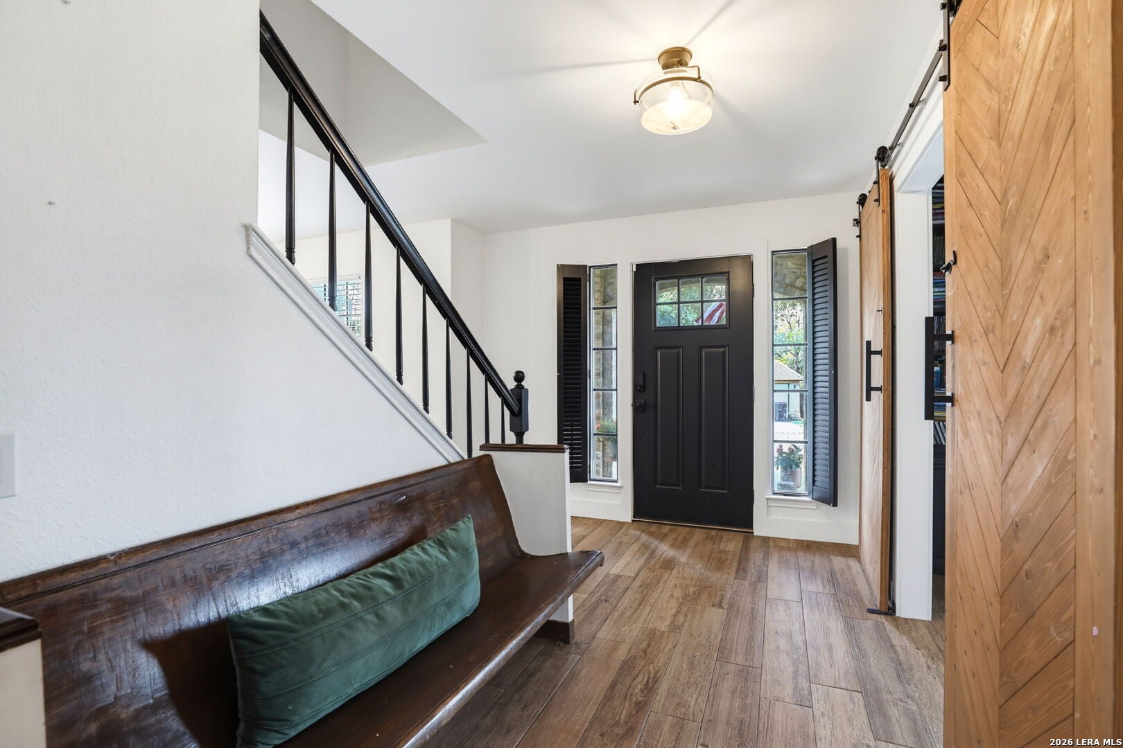 2315 Encino Pt