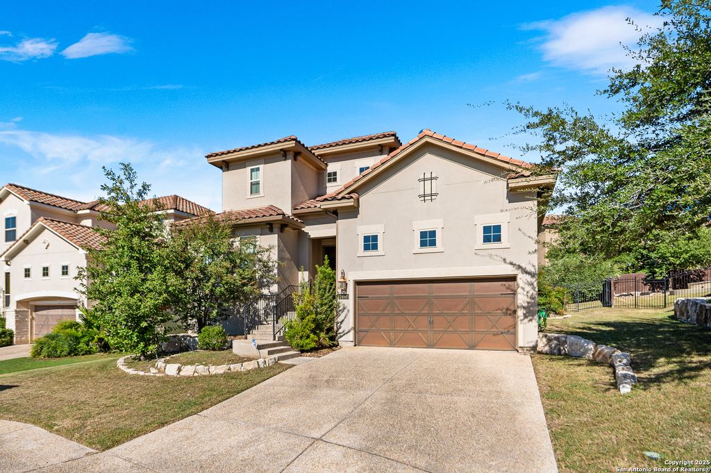 Photo of 24510 Via Vizcaya, San Antonio, TX 78260 (MLS # 1915568)