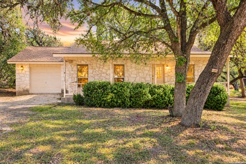 Photo of 139 Sycamore, Helotes, TX 78023 (MLS # 2019599)